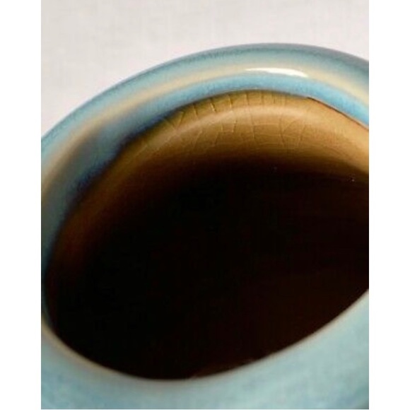 Rustic minimalist speckled egg small ceramic vase - Picture 5 of 12